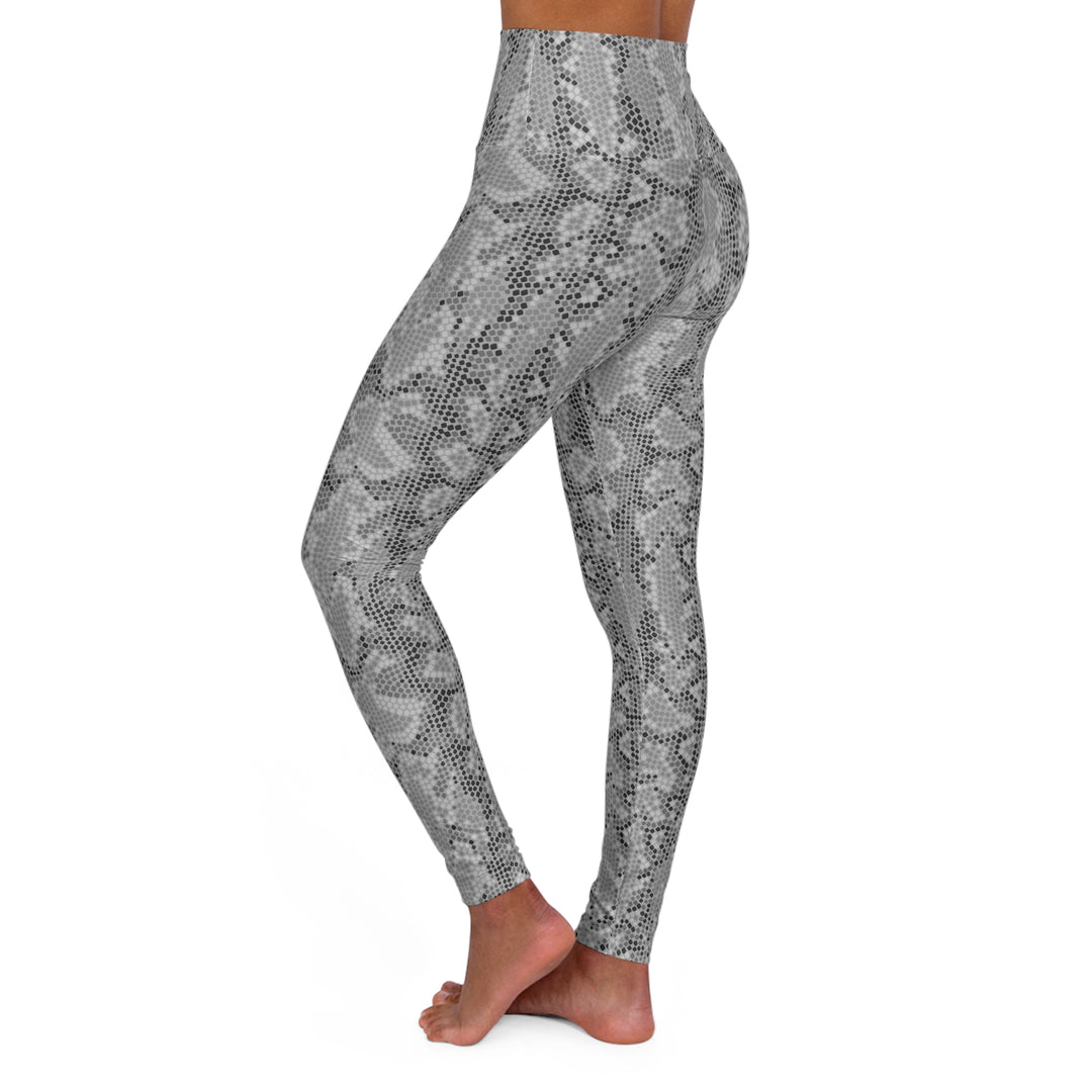 Stylish Snake Print High Waisted Yoga Pants - Perfect for Everyday Comfort